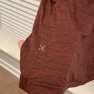 Lululemon Men’s Small T-Shirt